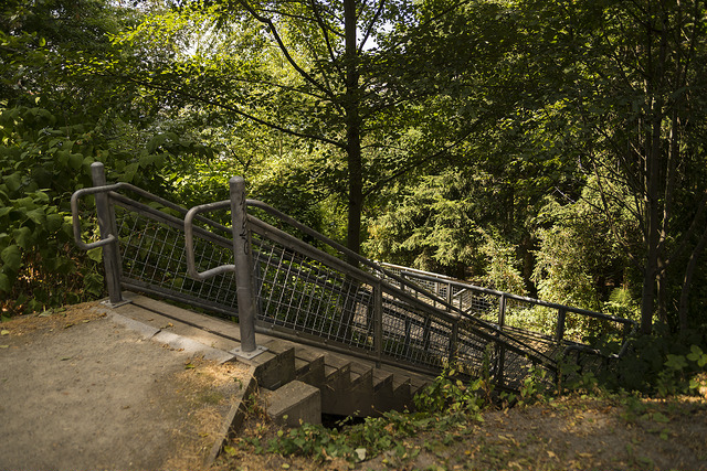 Fairview Park stiarway
